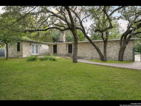 8619 Oak Ledge San Antonio TX 78217