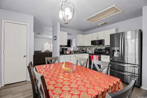 10124 Sunset Place San Antonio TX 78245