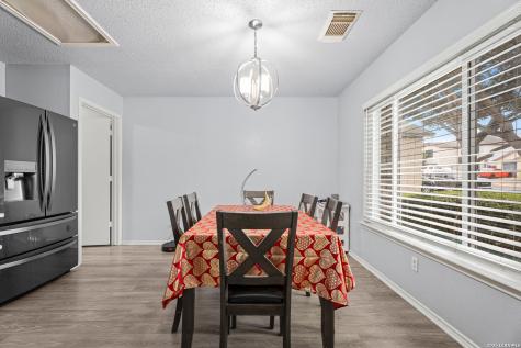 10124 Sunset Place San Antonio TX 78245