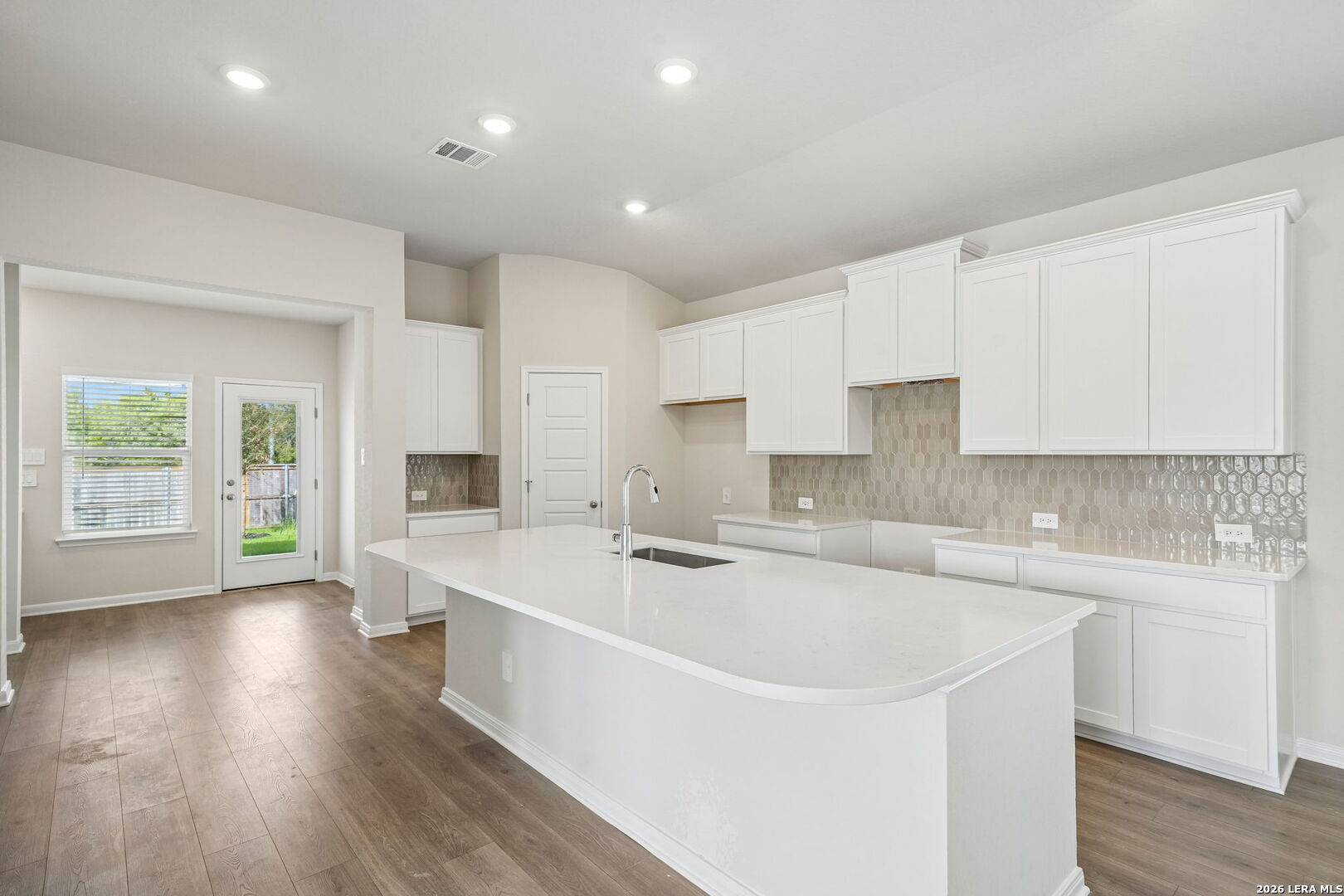 5807 Broken Rock San Antonio TX 78253
