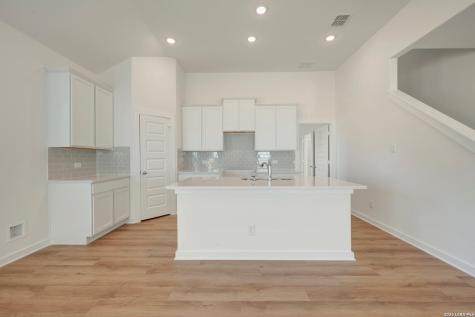 8638 Rucker Pond Trail San Antonio TX 78252
