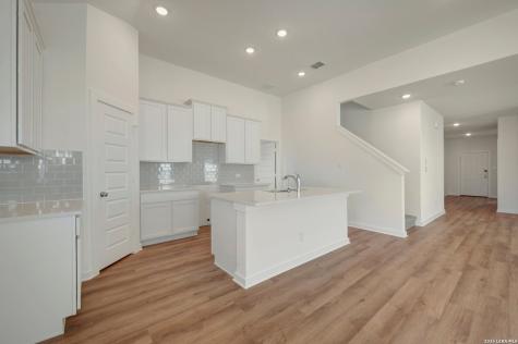 8638 Rucker Pond Trail San Antonio TX 78252