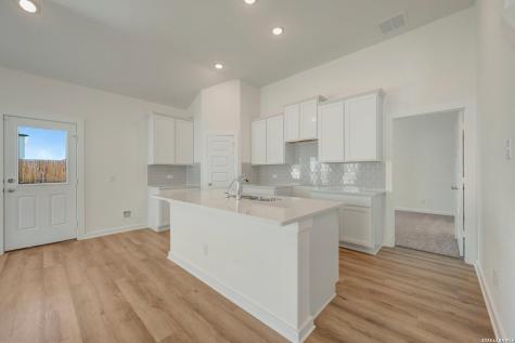 8638 Rucker Pond Trail San Antonio TX 78252