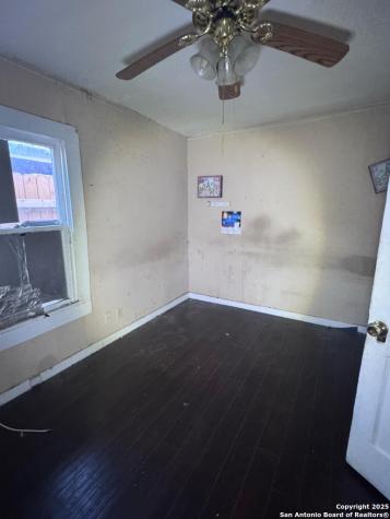 910 Green San Antonio TX 78225