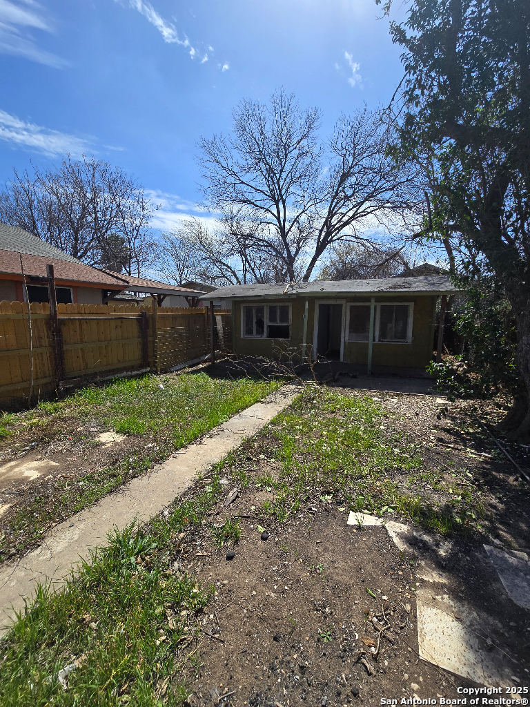 910 Green San Antonio TX 78225