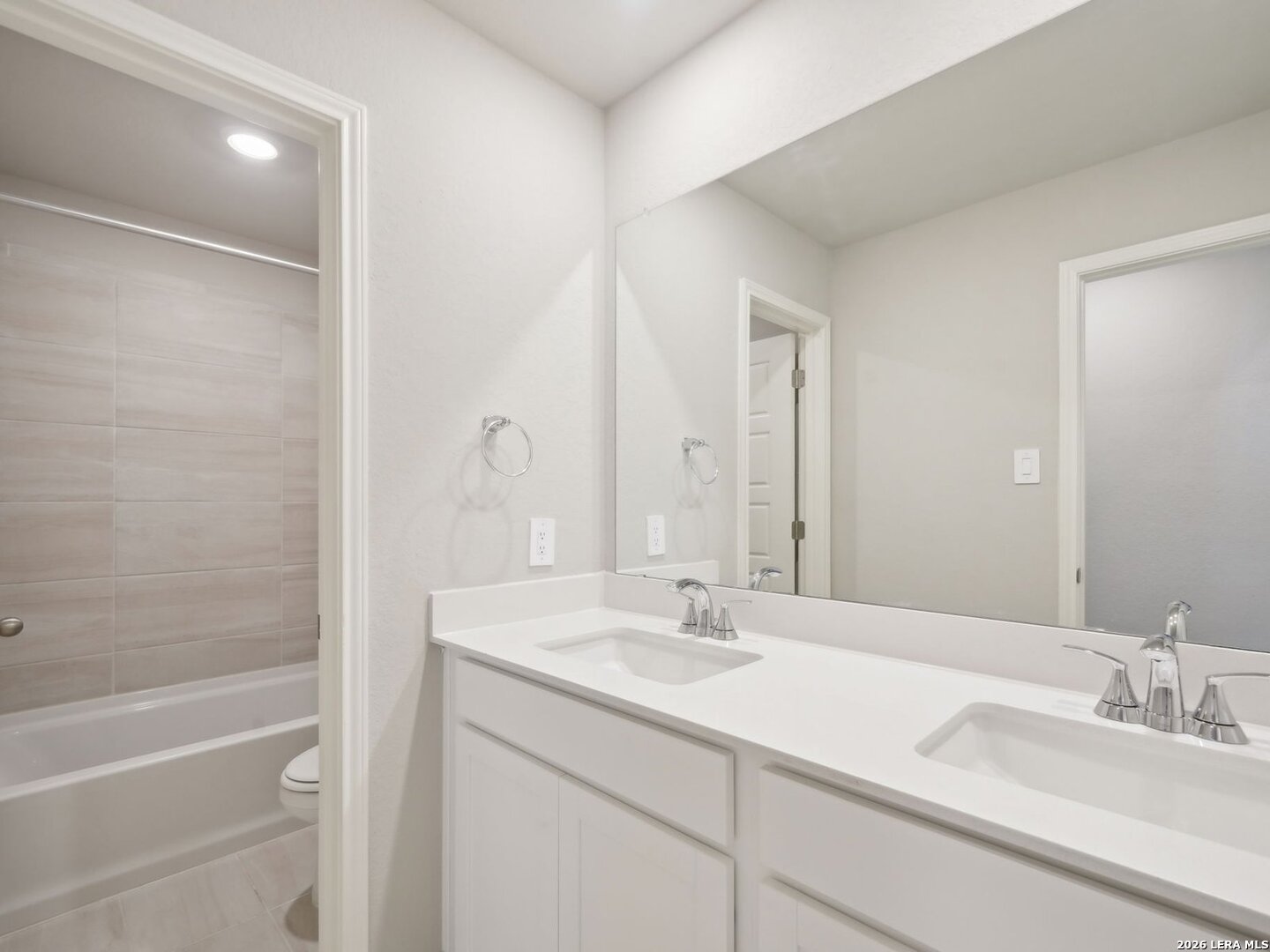 10221 King Robert Blank San Antonio TX 78239