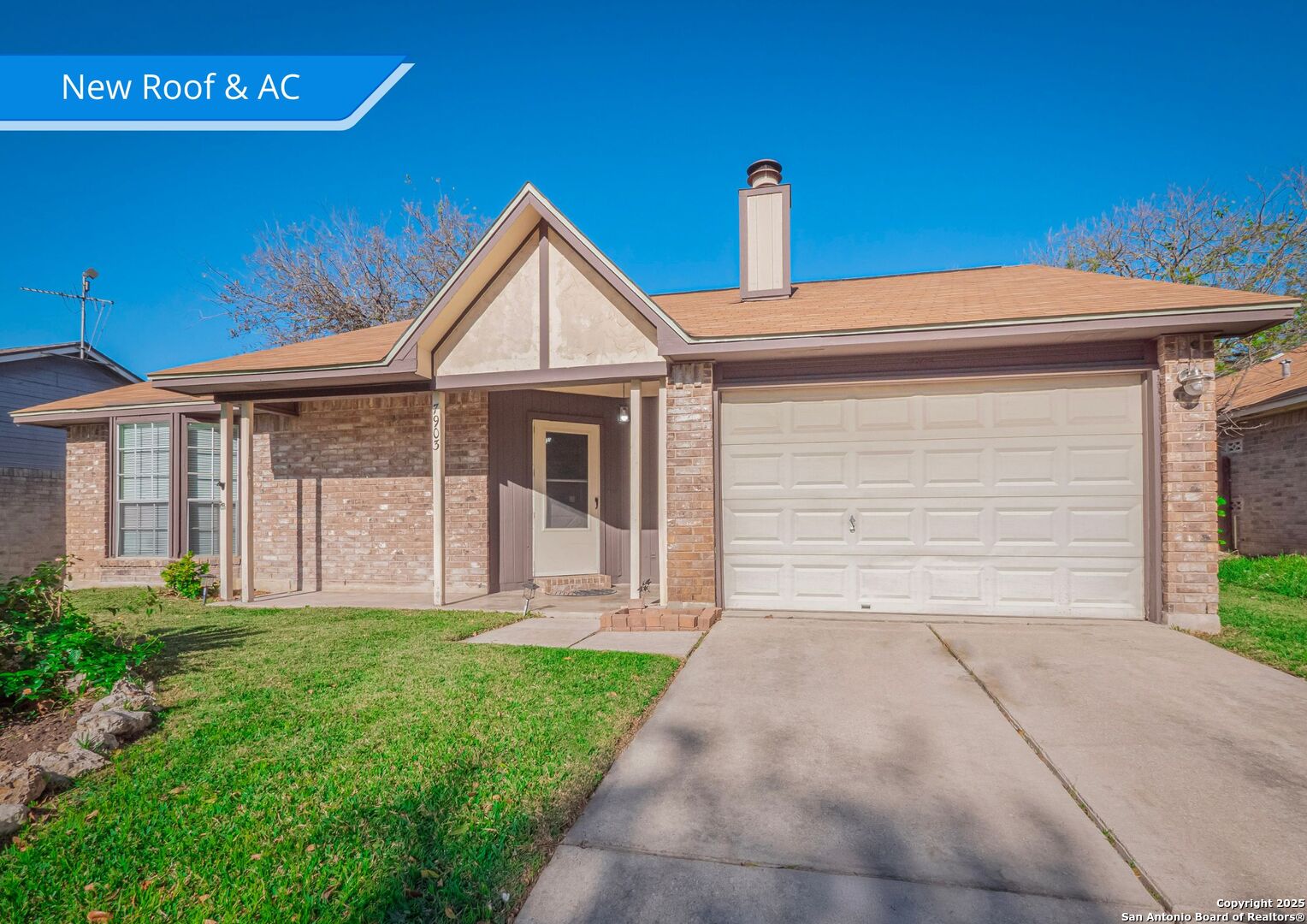 7903 Forest Cabin Live Oak TX 78233