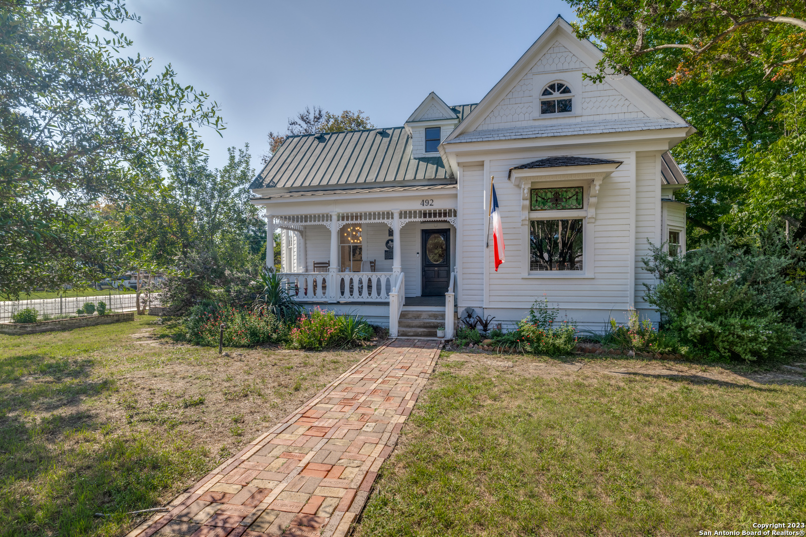 492 E Main Street New Braunfels TX 78130