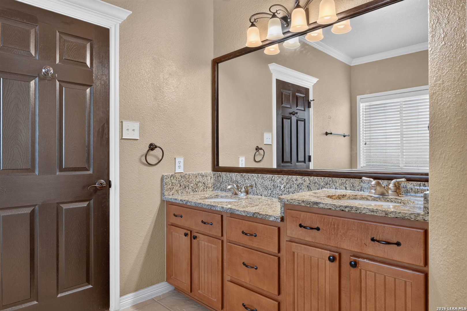 8211 Rockwell Vista San Antonio TX 78249