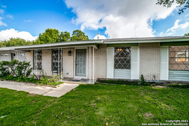 5131 Lancelot Drive San Antonio TX 78218