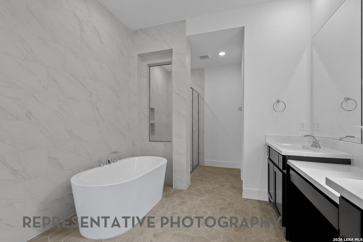 6999 Hallie Hunt Schertz TX 78154
