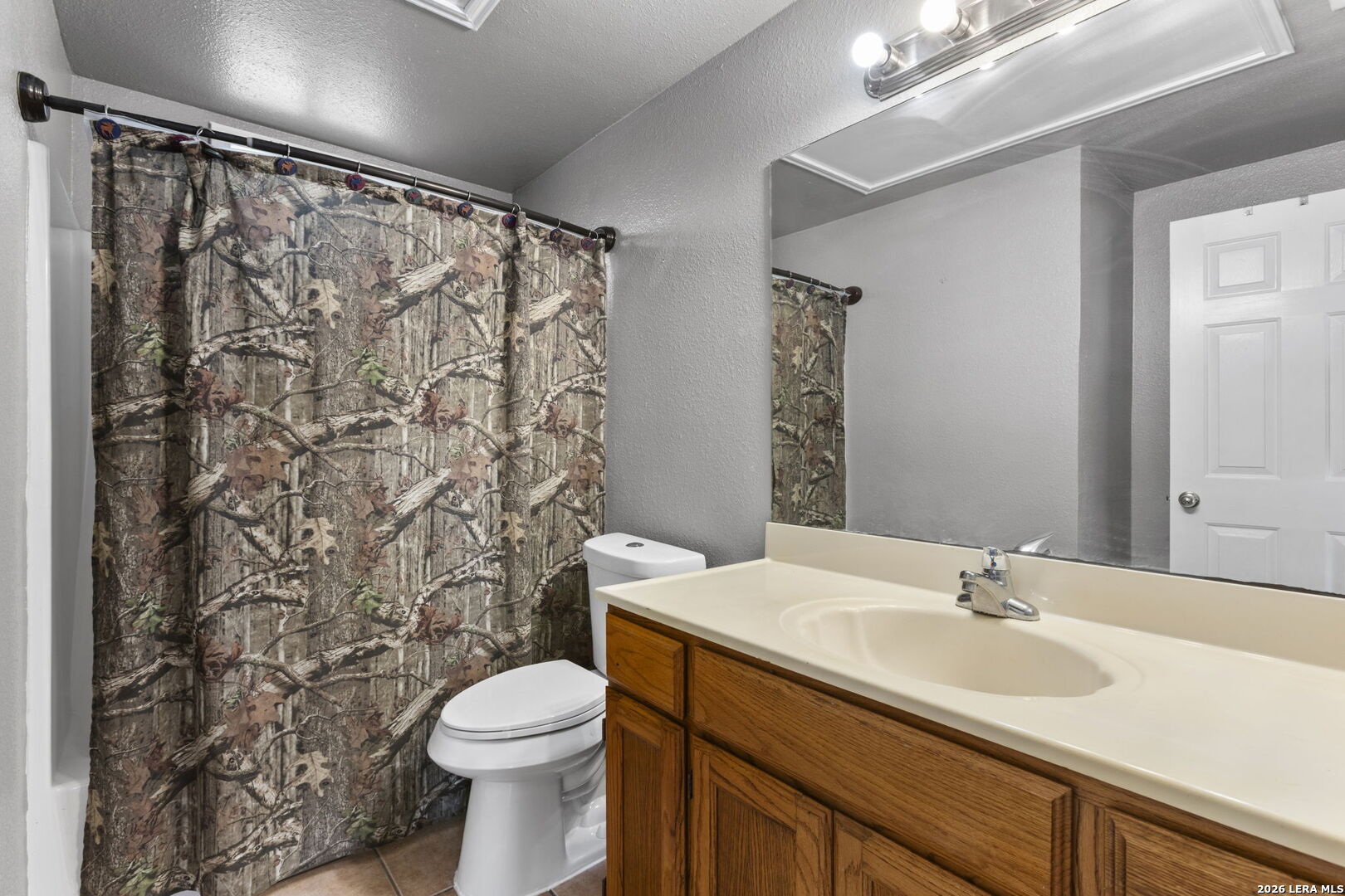1892 N Thunder Creek Road Utopia TX 78884