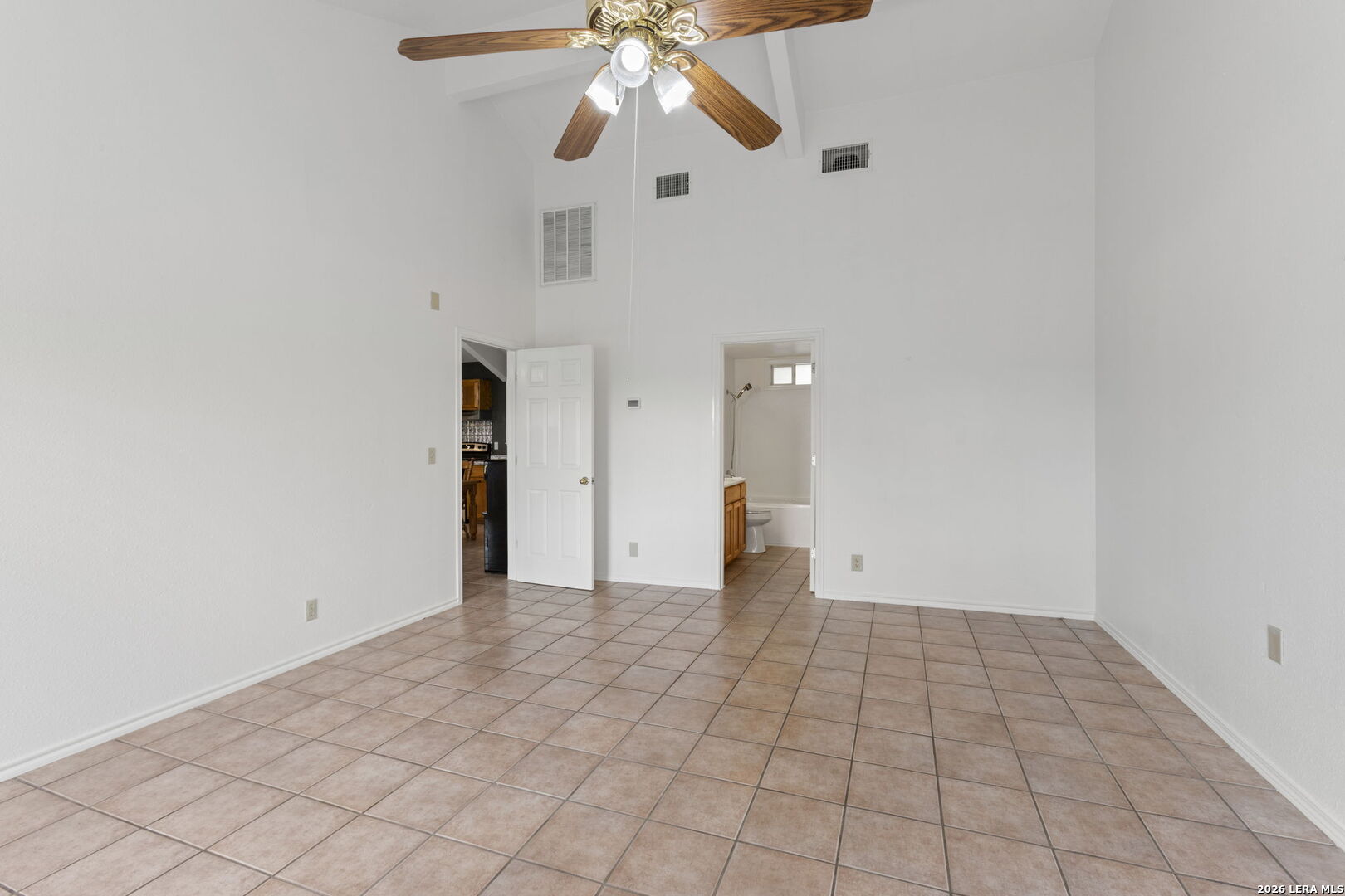 1892 N Thunder Creek Road Utopia TX 78884