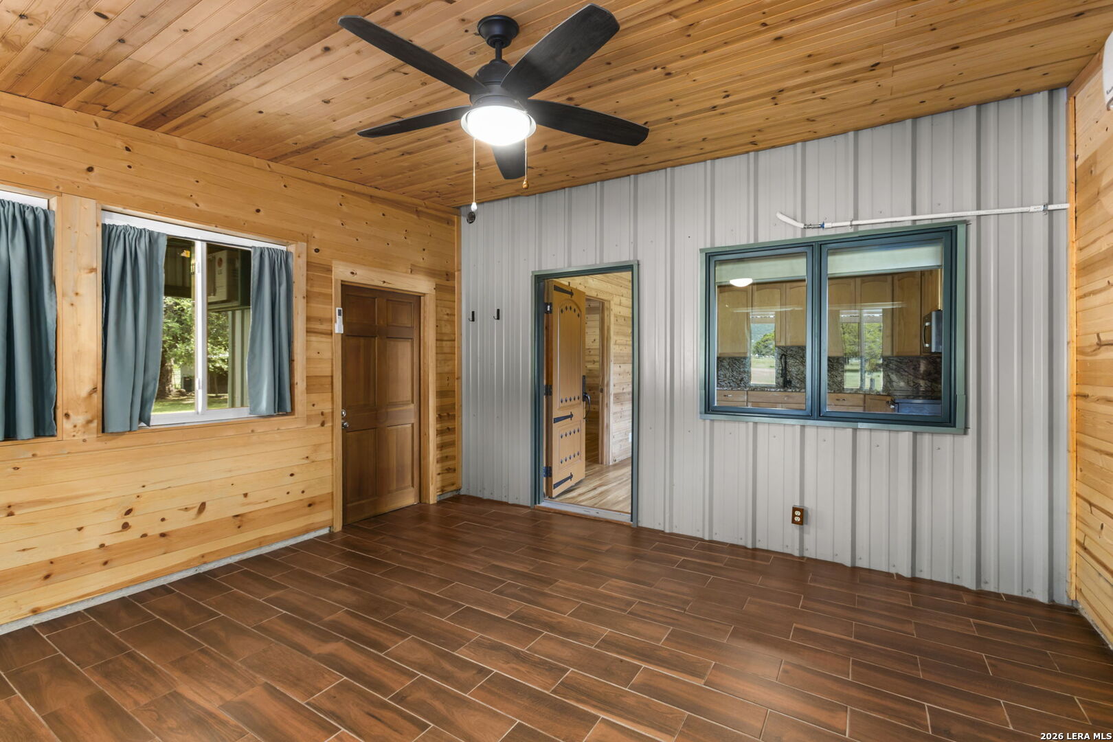 1892 N Thunder Creek Road Utopia TX 78884