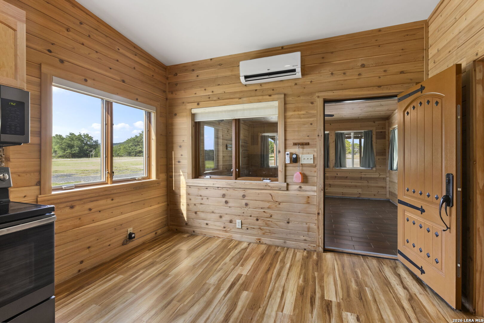 1892 N Thunder Creek Road Utopia TX 78884