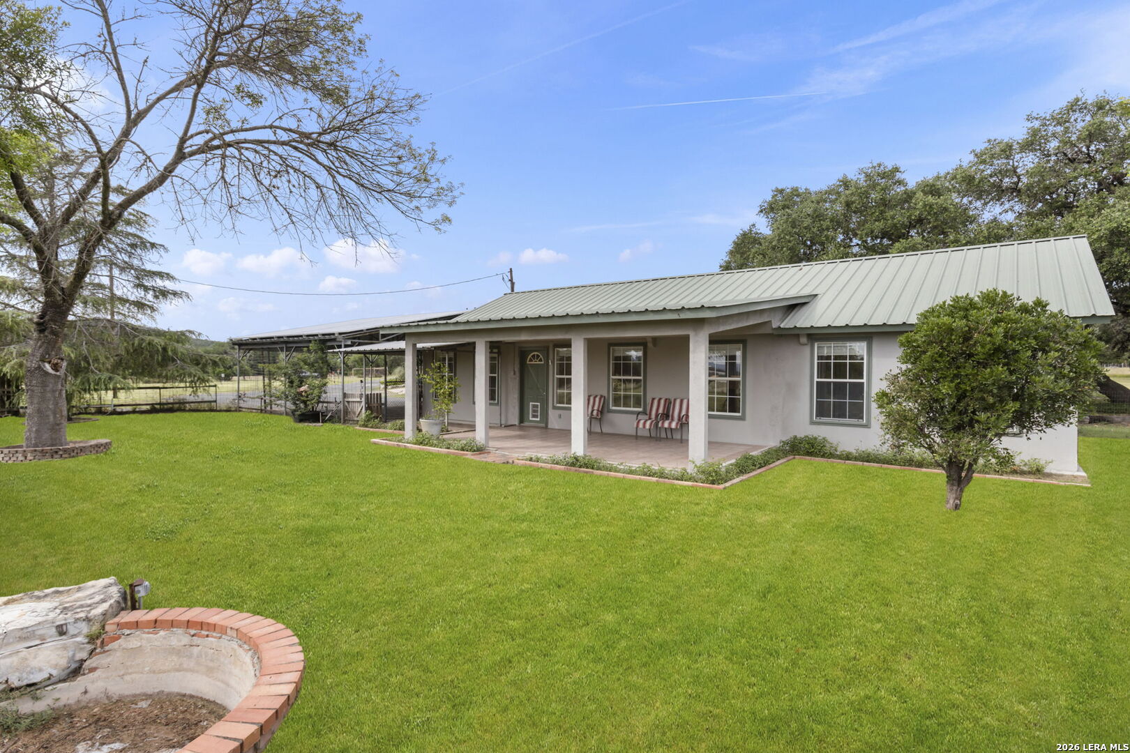 1892 N Thunder Creek Road Utopia TX 78884