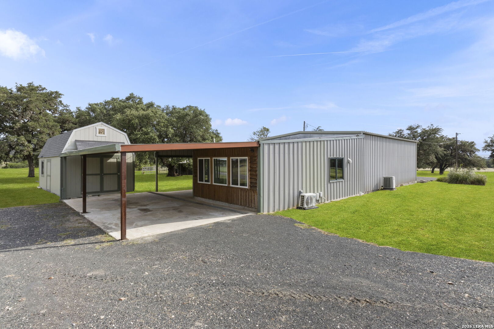 1892 N Thunder Creek Road Utopia TX 78884