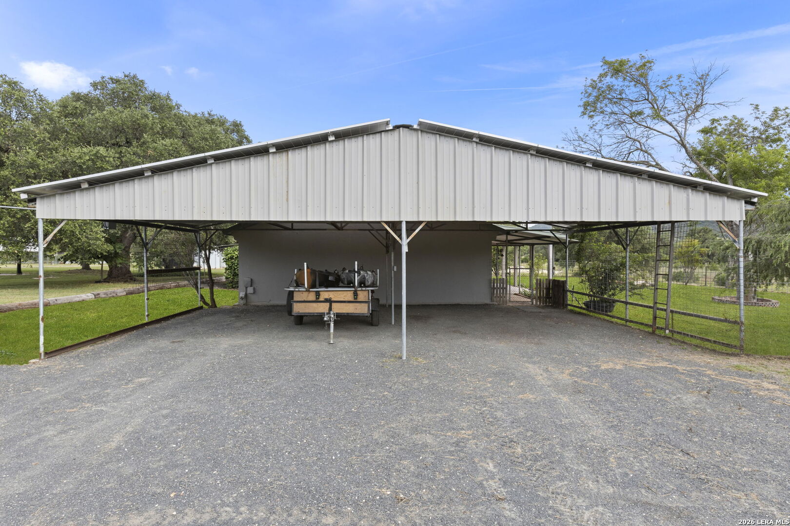 1892 N Thunder Creek Road Utopia TX 78884