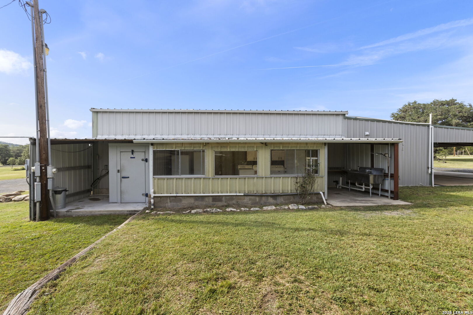 1892 N Thunder Creek Road Utopia TX 78884