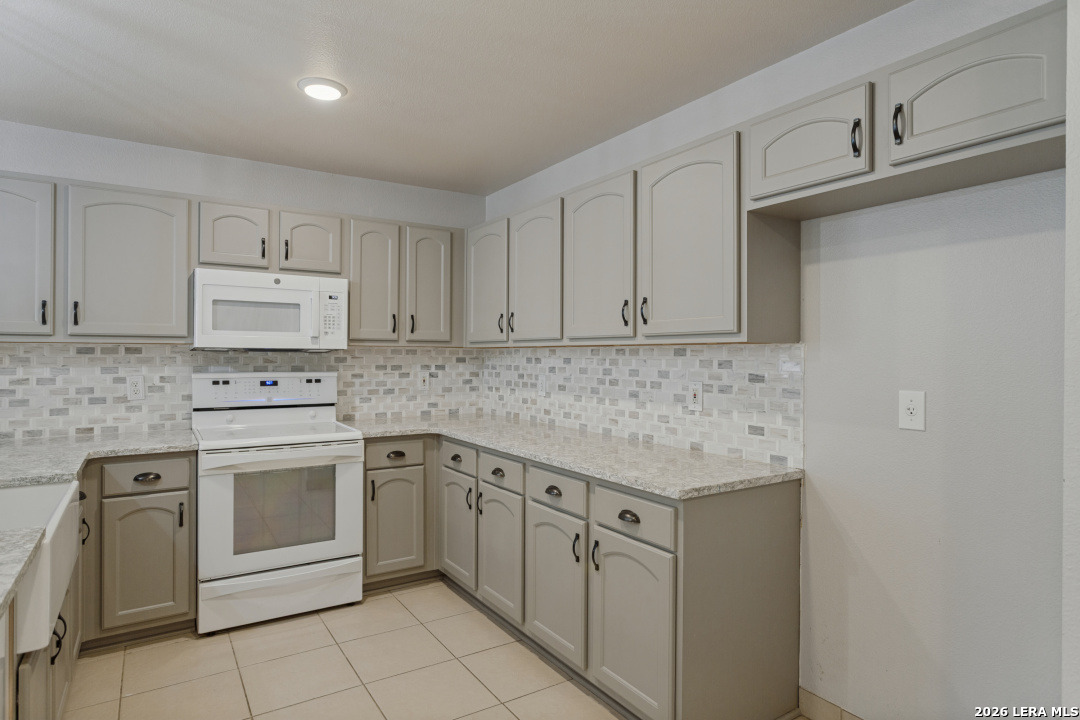11310 Mentmore Helotes TX 78023