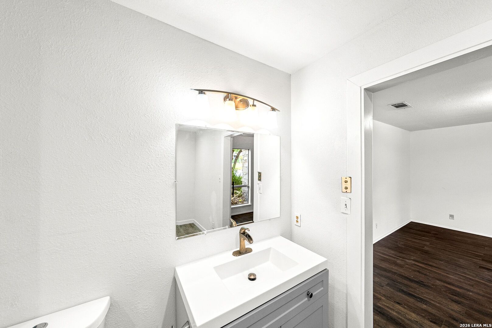 602 Coach Road San Antonio TX 78216