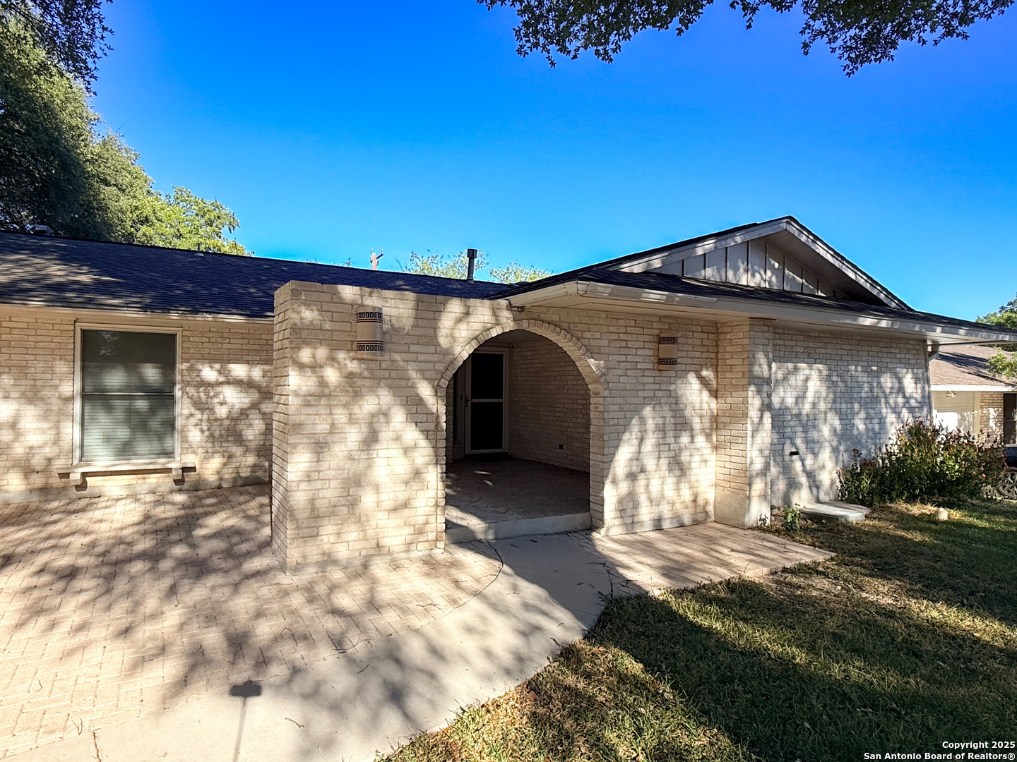 10402 Redlawn San Antonio TX 78230