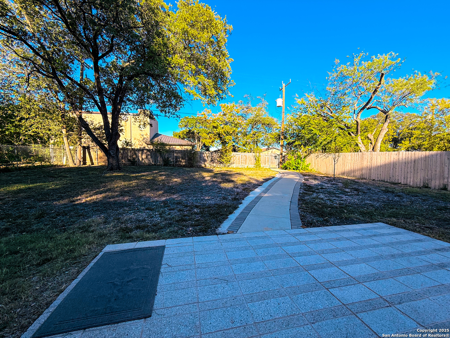 10402 Redlawn San Antonio TX 78230