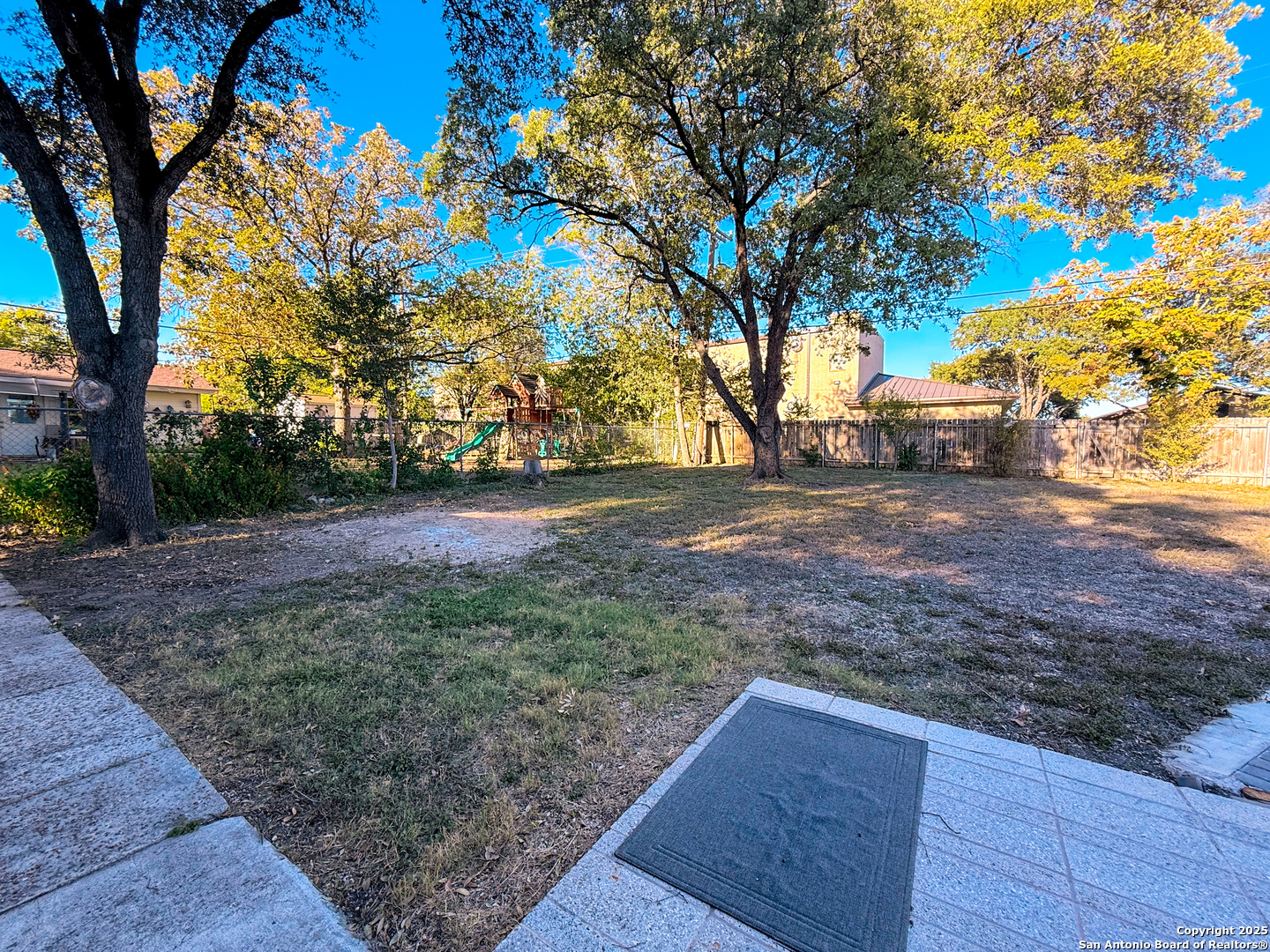 10402 Redlawn San Antonio TX 78230