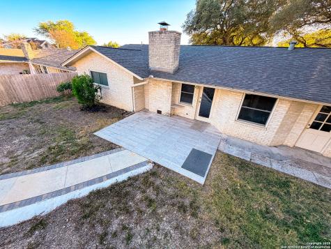 10402 Redlawn San Antonio TX 78230