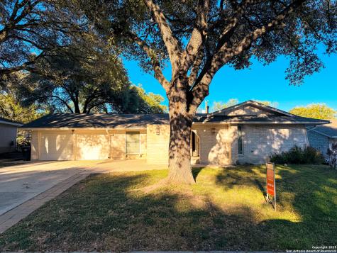 10402 Redlawn San Antonio TX 78230