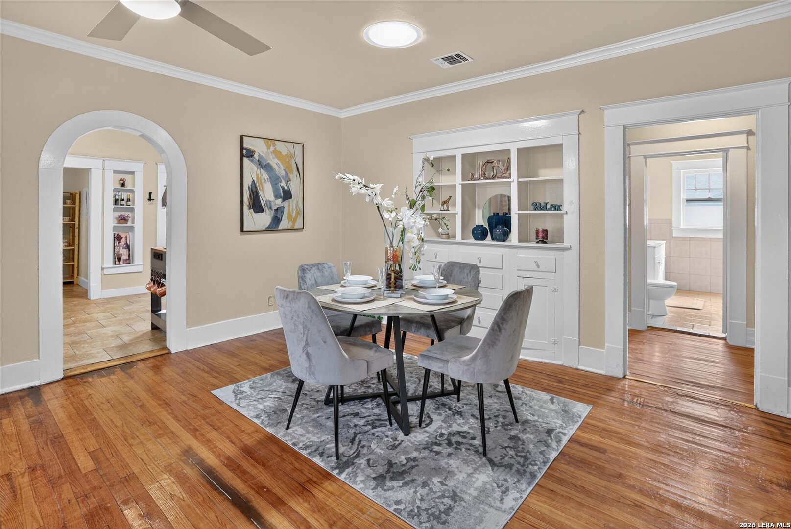 1039 W Russell Place San Antonio TX 78212