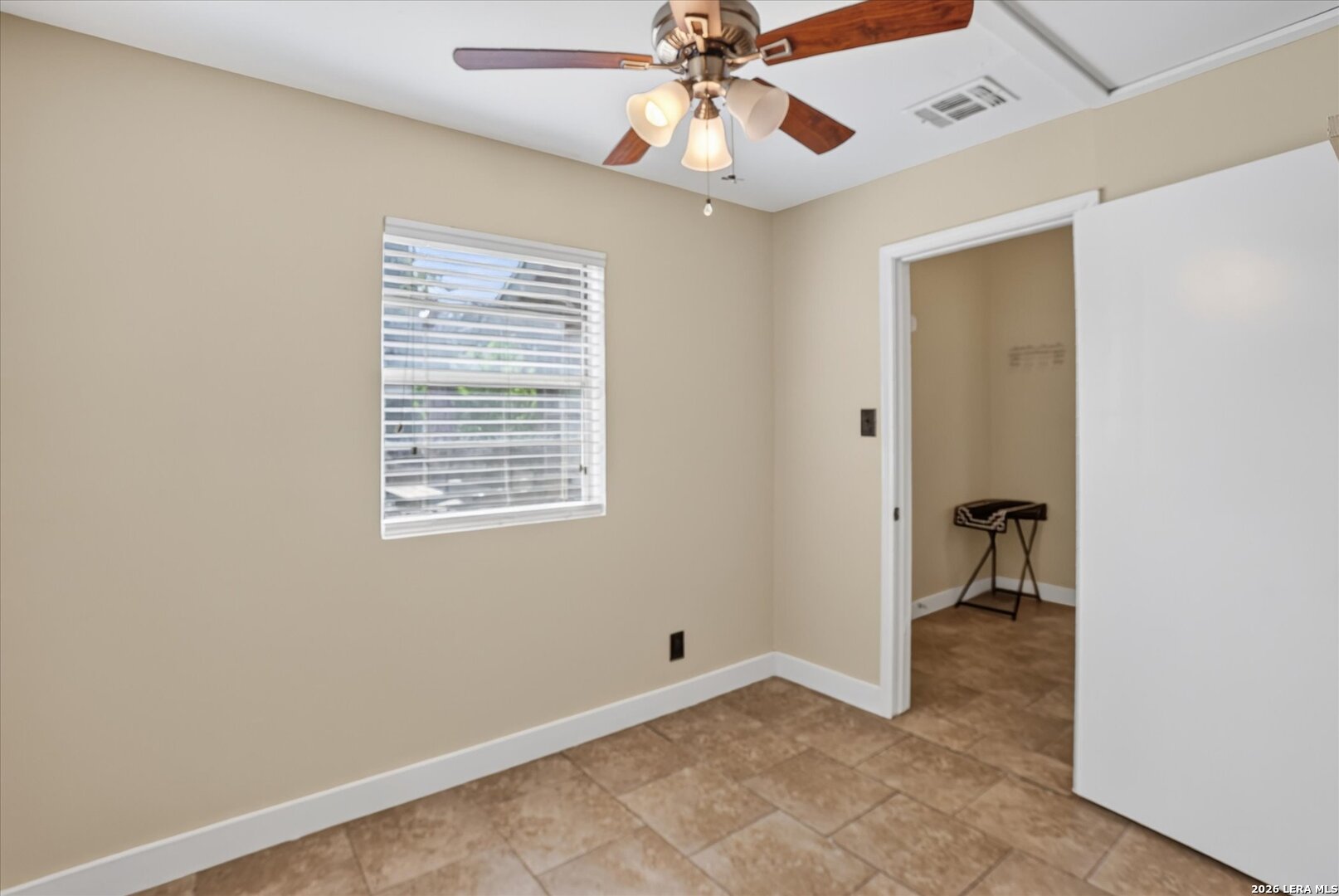 1039 W Russell Place San Antonio TX 78212