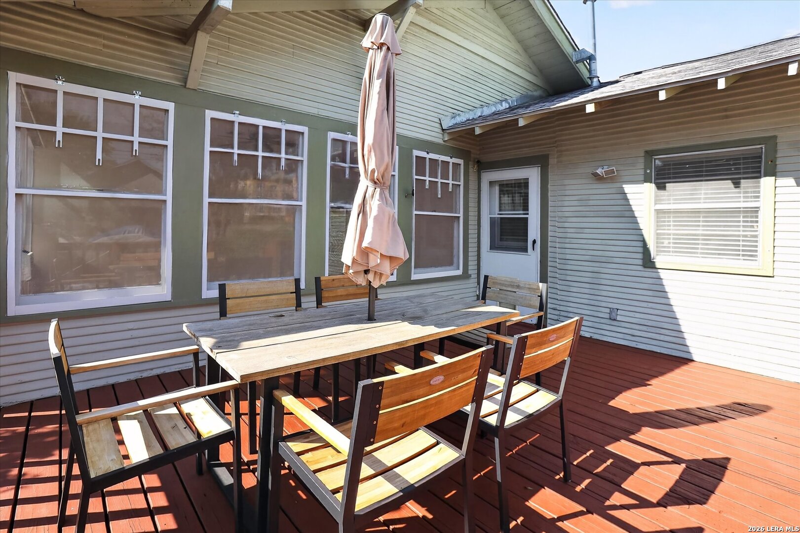 1039 W Russell Place San Antonio TX 78212