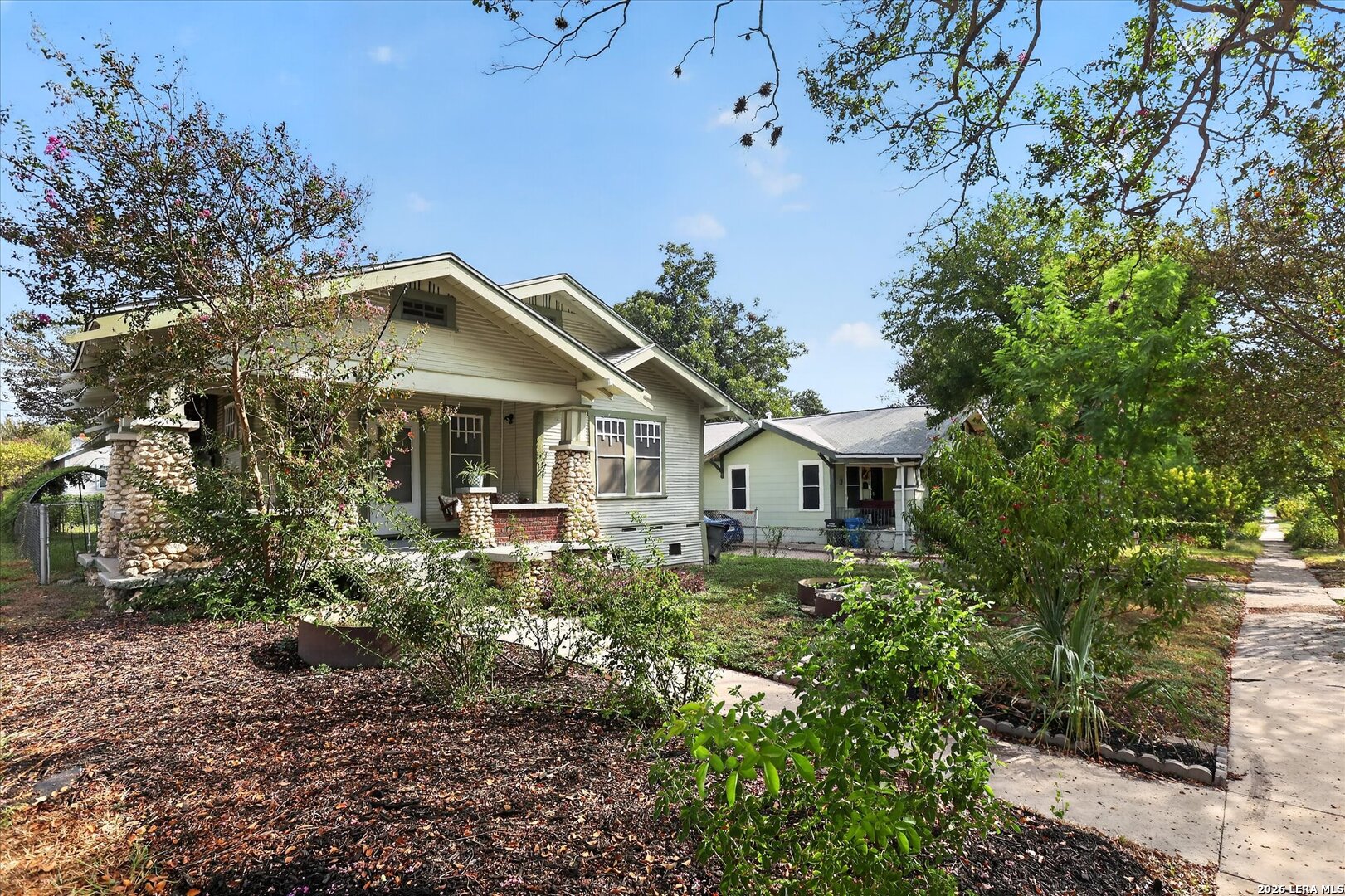 1039 W Russell Place San Antonio TX 78212