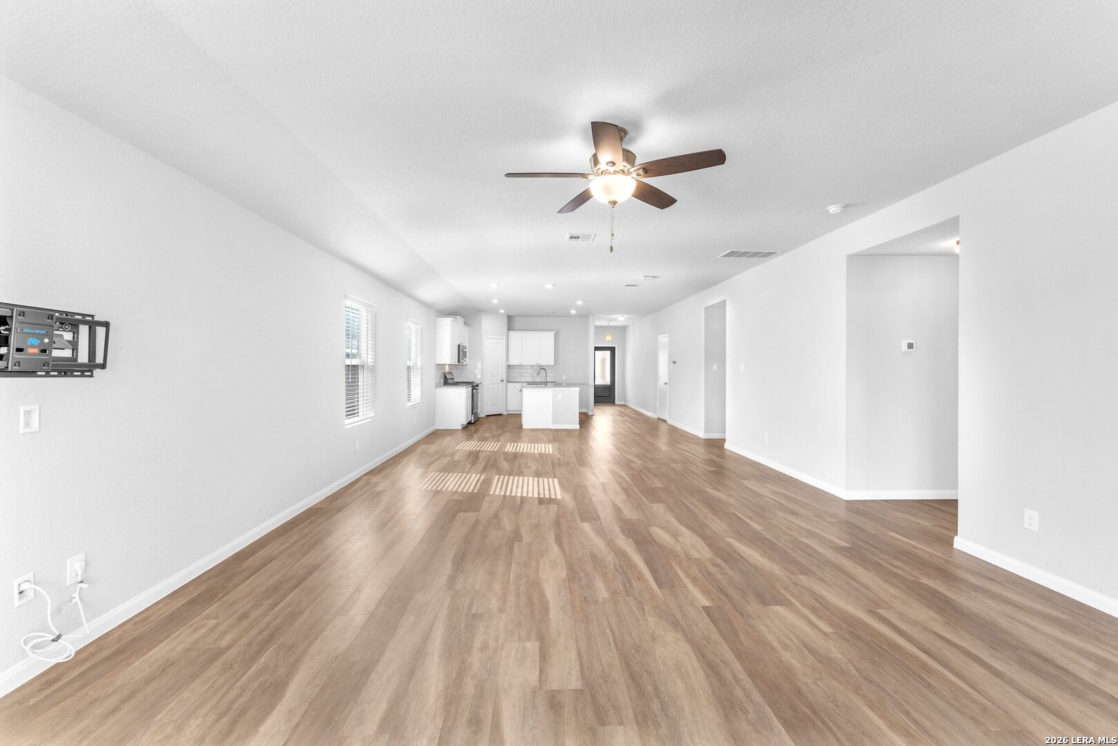 1044 Raceland San Antonio TX 78245