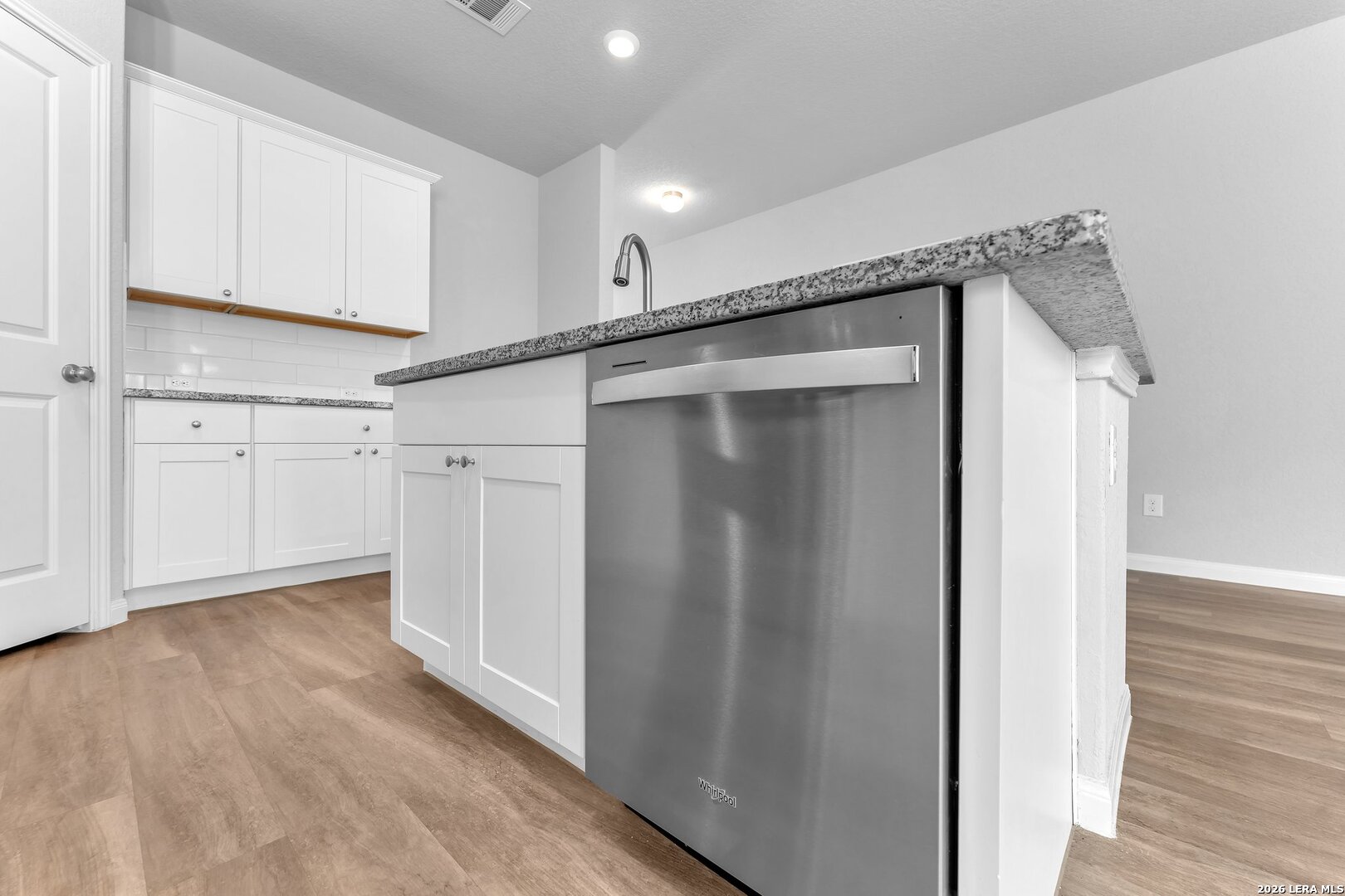 1044 Raceland San Antonio TX 78245