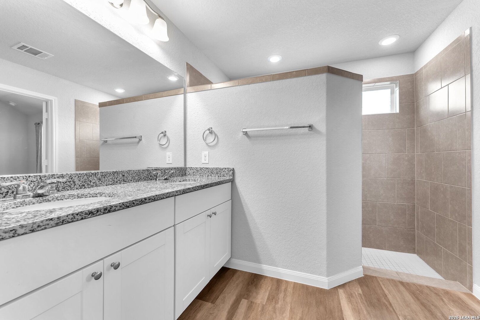 1044 Raceland San Antonio TX 78245