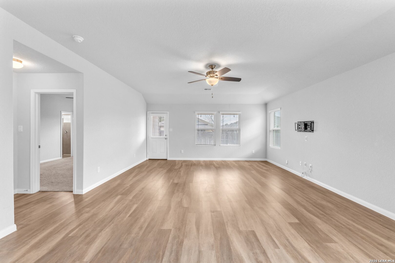 1044 Raceland San Antonio TX 78245