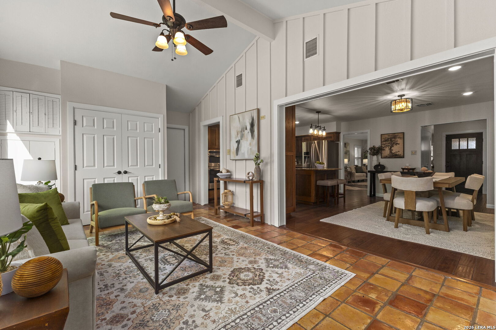 2126 E Lawndale San Antonio TX 78209