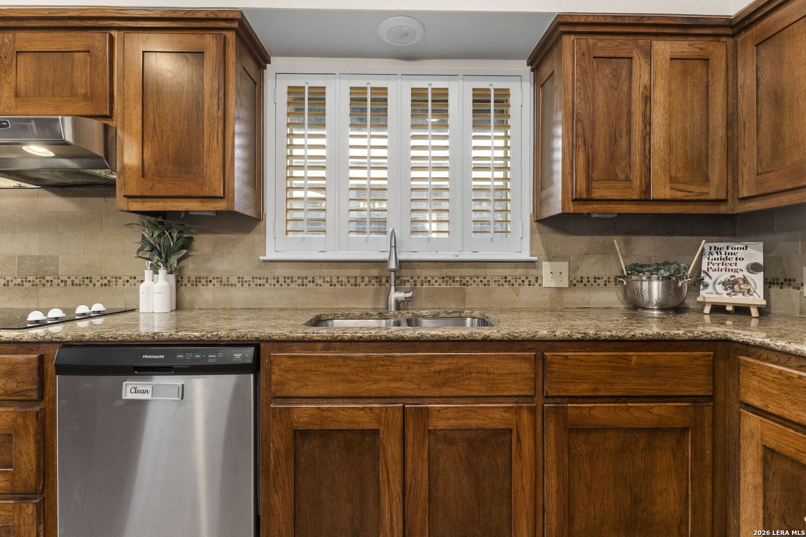 2126 E Lawndale San Antonio TX 78209