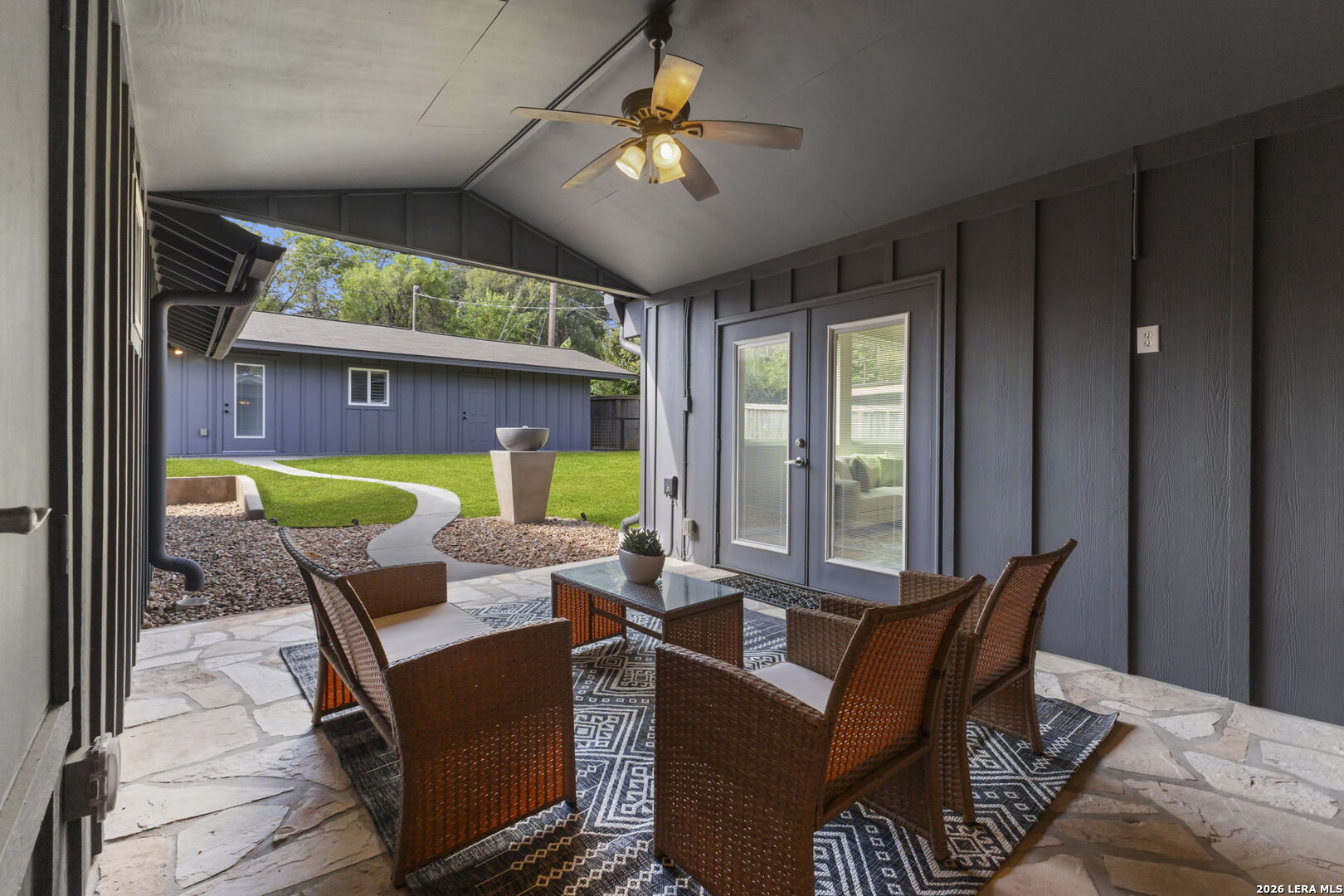 2126 E Lawndale San Antonio TX 78209