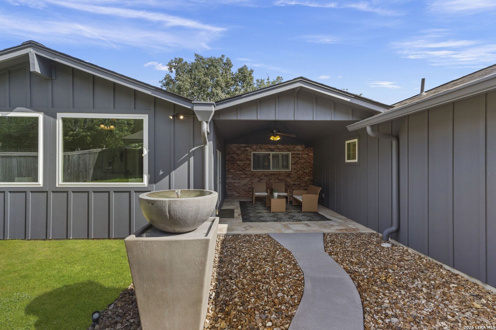 2126 E Lawndale San Antonio TX 78209