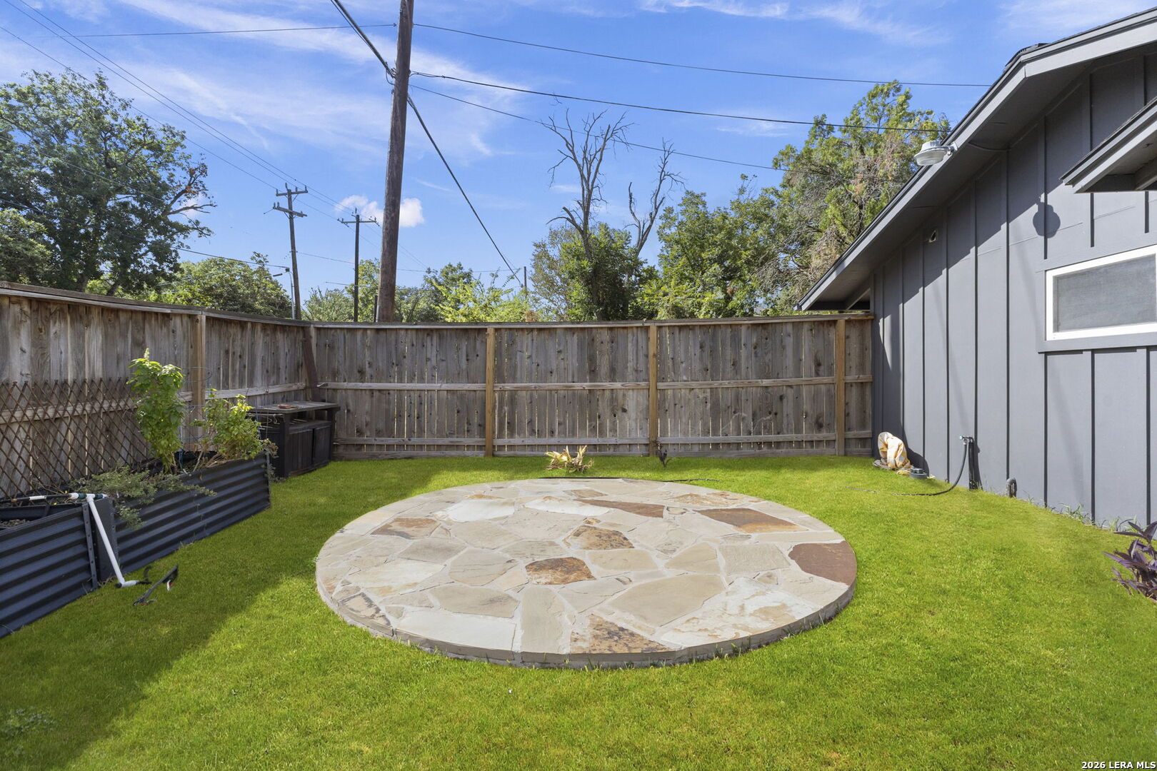 2126 E Lawndale San Antonio TX 78209