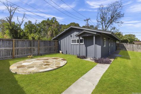 2126 E Lawndale San Antonio TX 78209