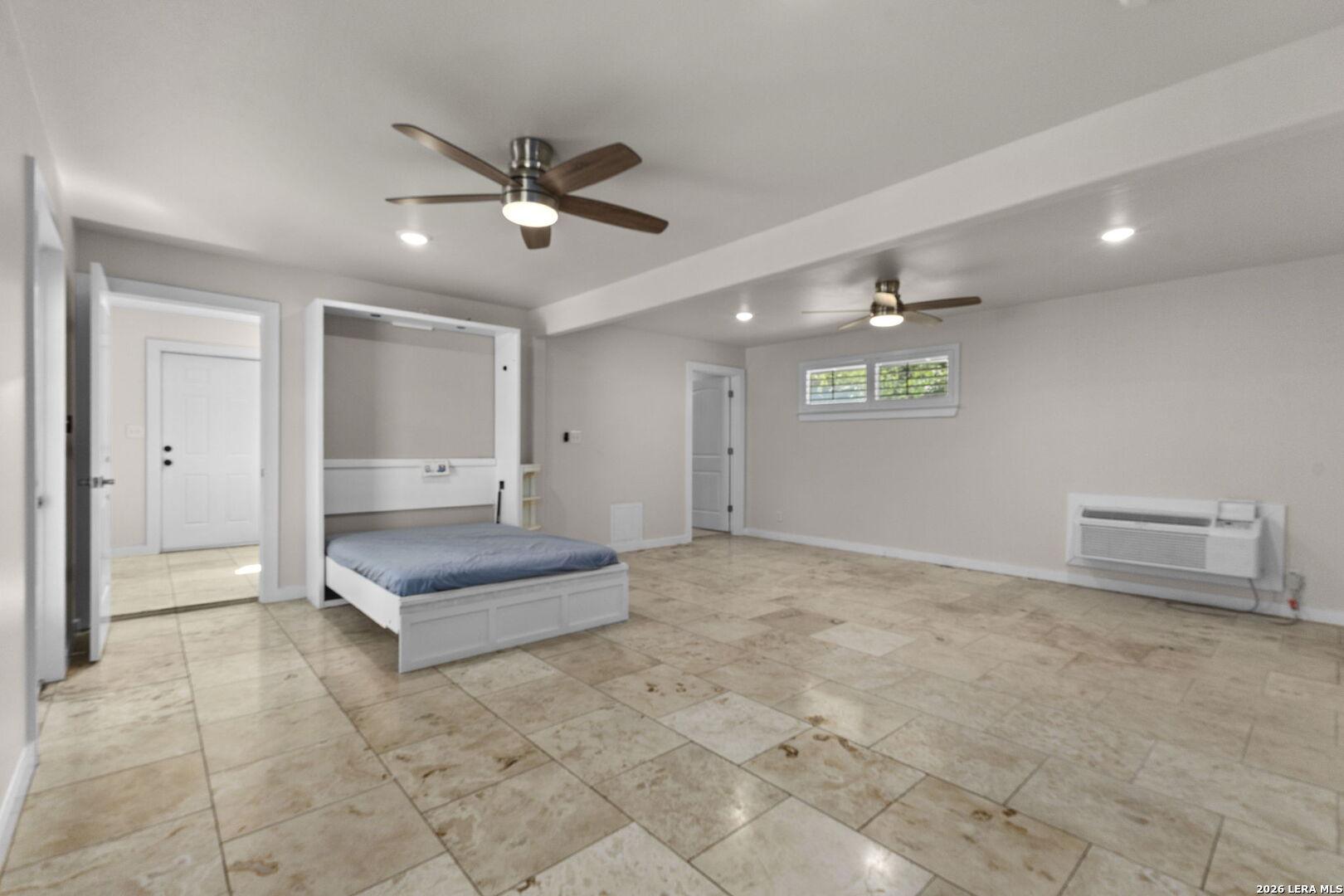 2126 E Lawndale San Antonio TX 78209