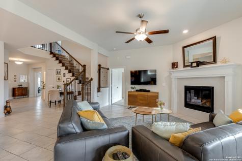 28828 Crowley Creek San Antonio TX 78260