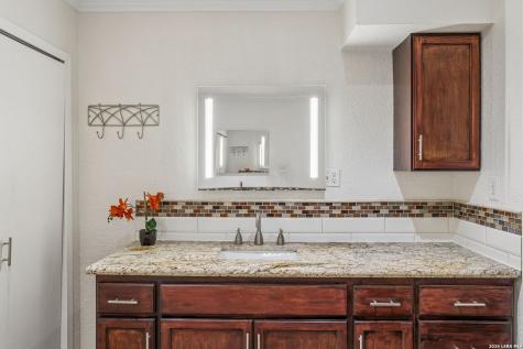 24818 House Mountain Road San Antonio TX 78255