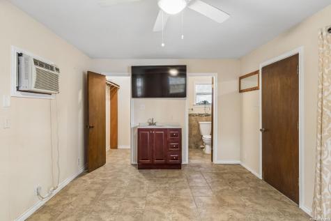 24818 House Mountain Road San Antonio TX 78255