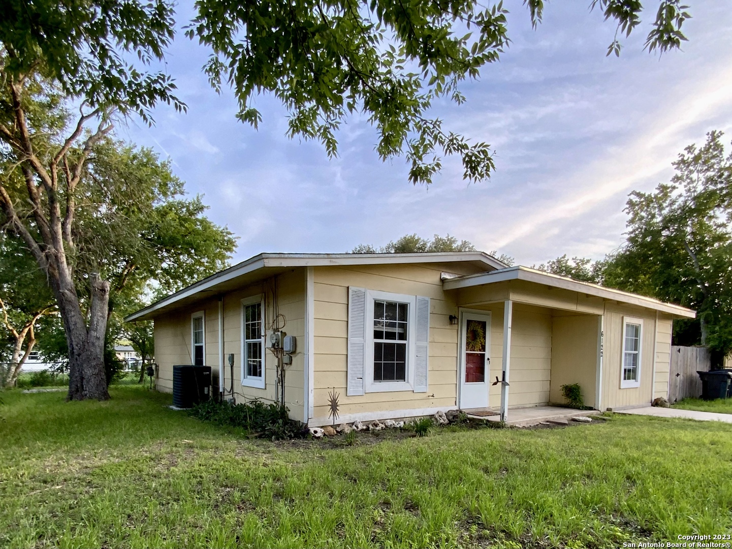 6122 Bright Valley Drive San Antonio TX 78242