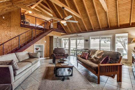 253 Water Crest Pipe Creek TX 78063